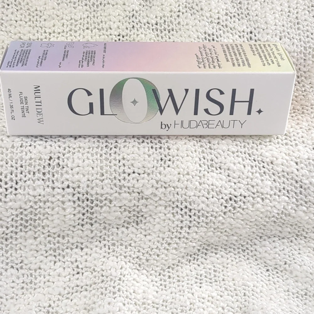 HUDA BEAUTY GloWish Multidew Skin Tint TAN LIGHT 07, 40ml/1.35fl oz